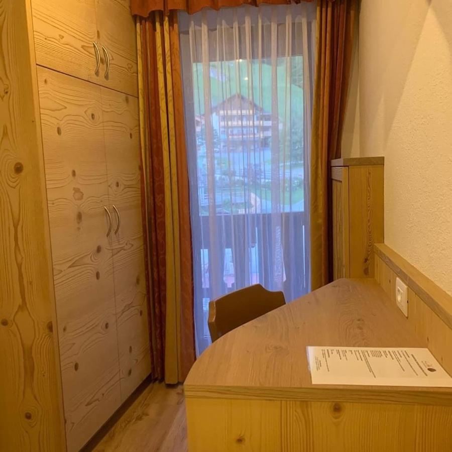 B&B Apartments La Palsa San Cassiano  Εξωτερικό φωτογραφία