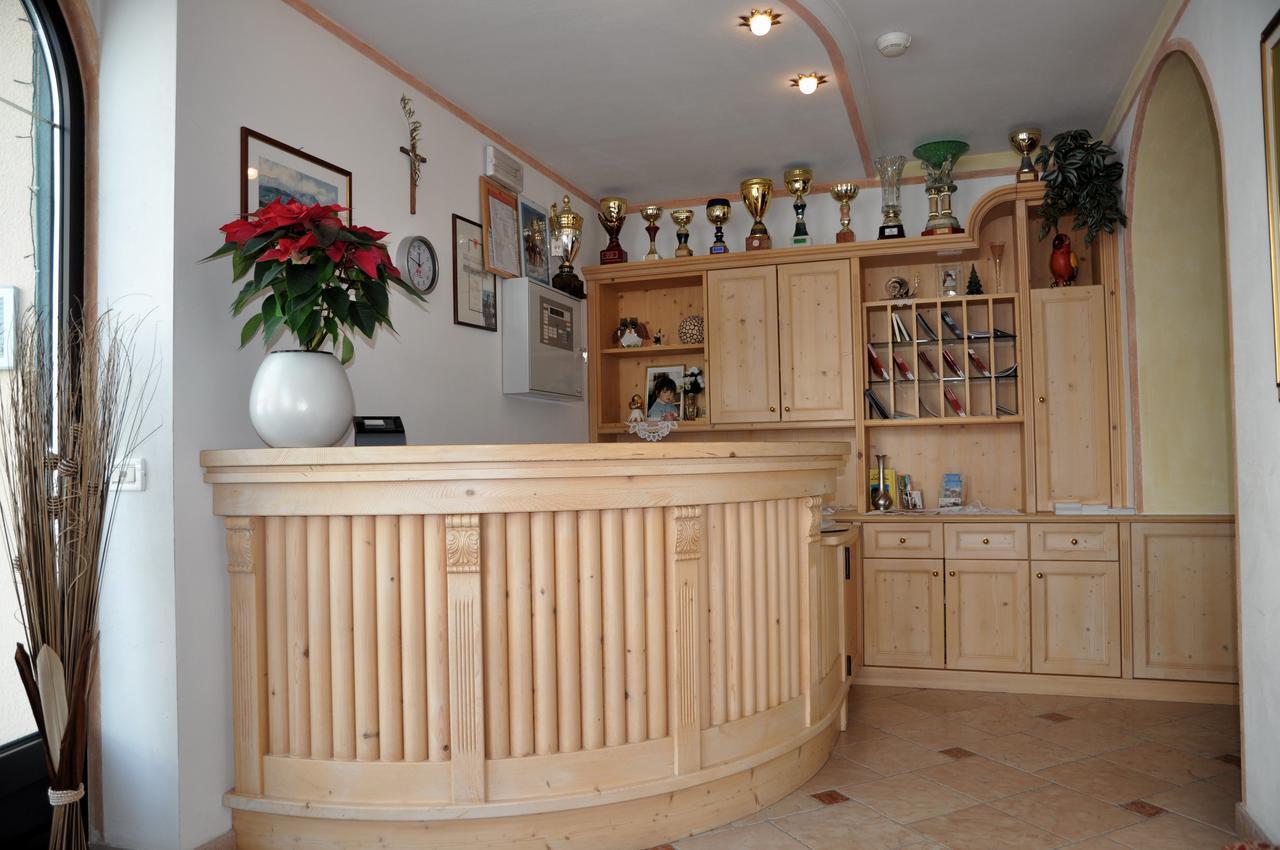 B&B Apartments La Palsa San Cassiano  Εξωτερικό φωτογραφία